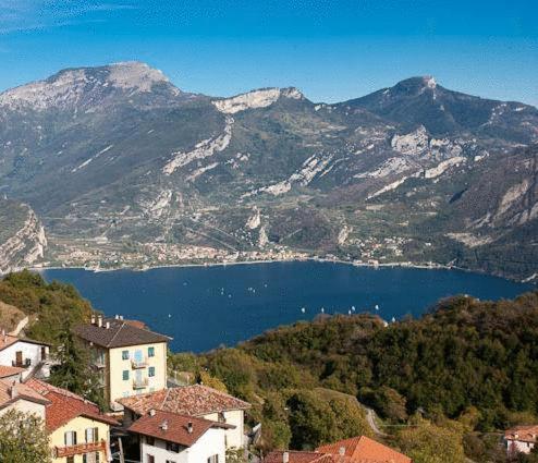 Hotel Rosalpina Riva del Garda Room photo